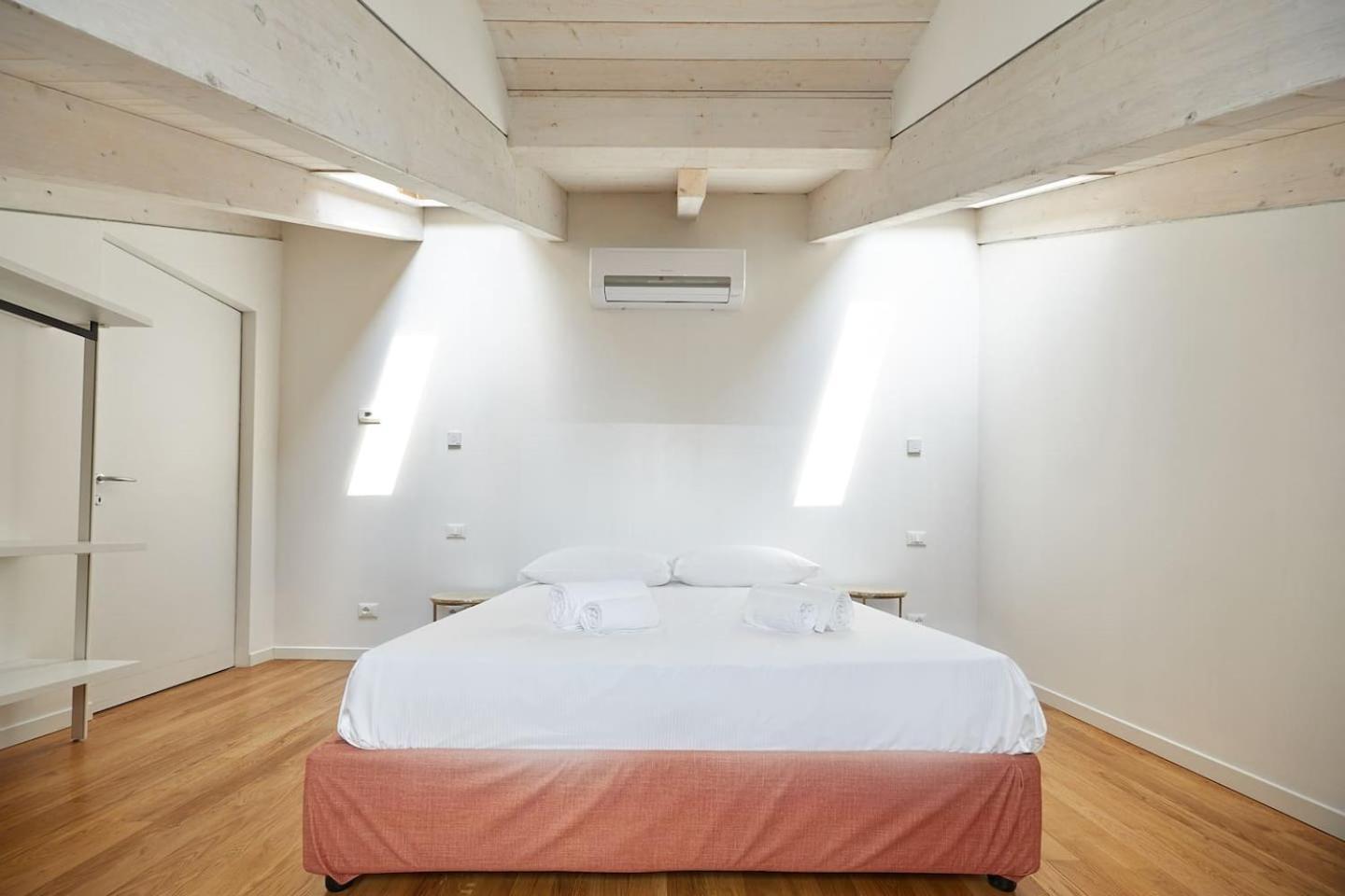 The Attic 18 Apartamento Milão Exterior foto